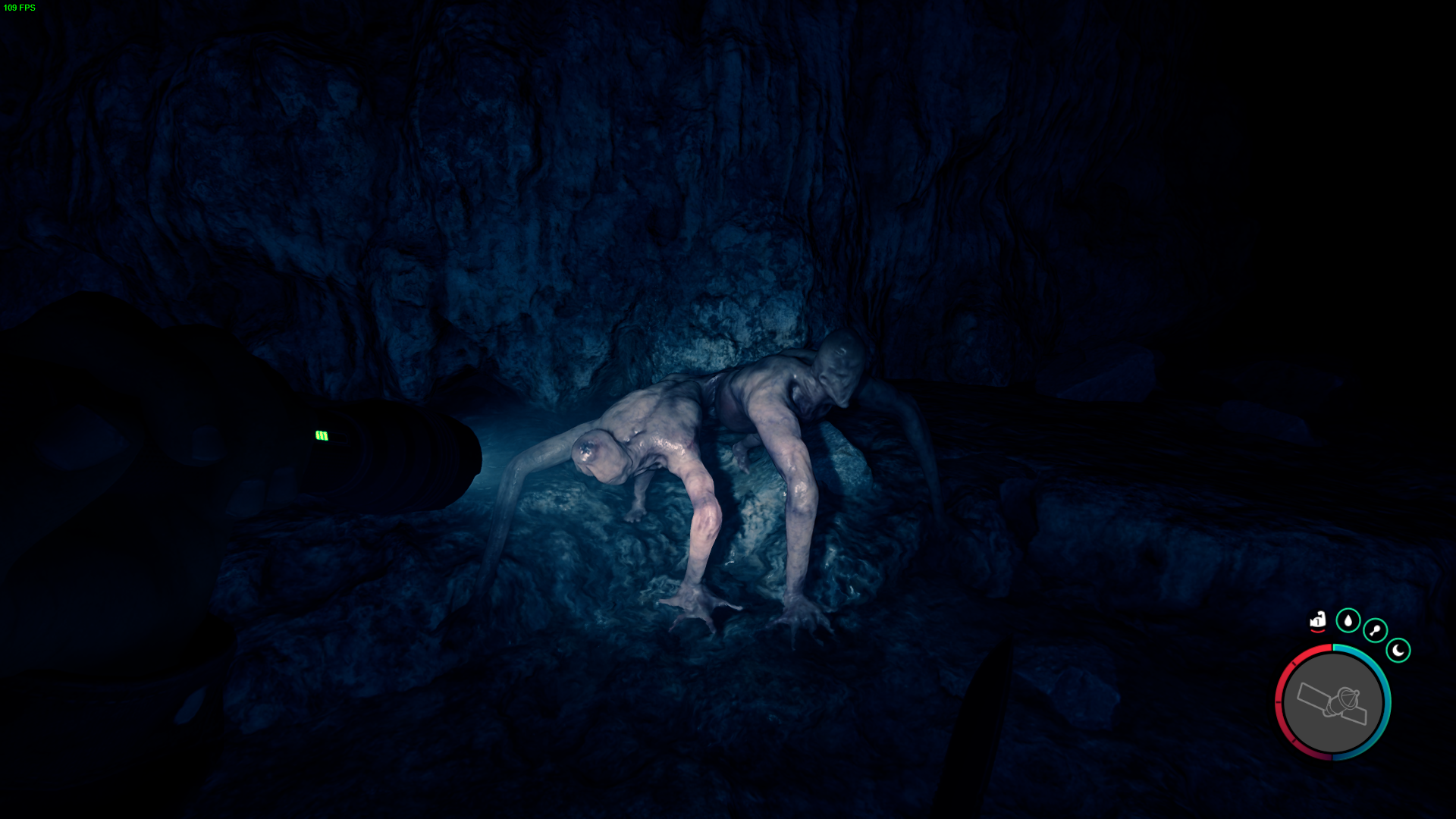 The Twins mutant demands strategy and skill to defeat in Sons of the Forest.