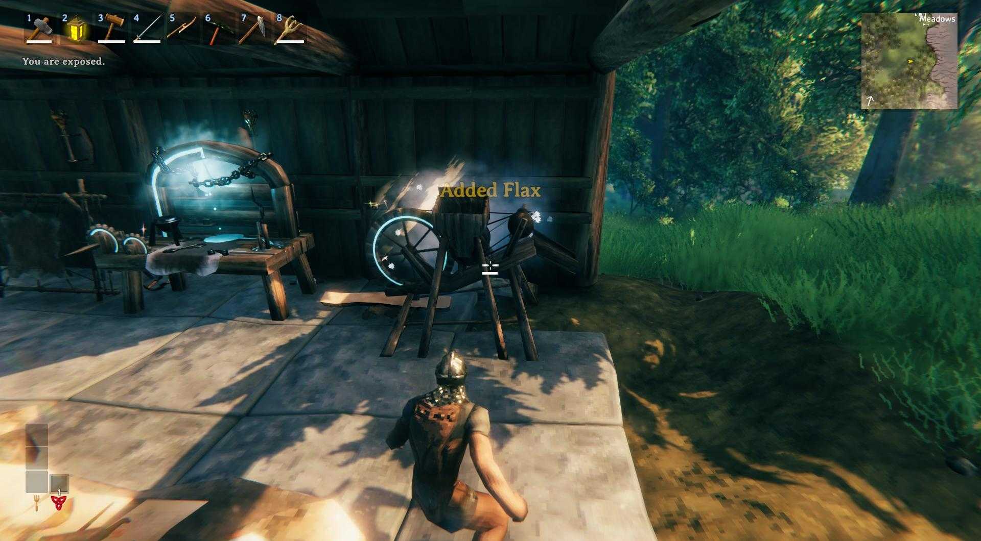 Spinne Flachs zu Leinengarn mit dem Spinnrad in Valheim.