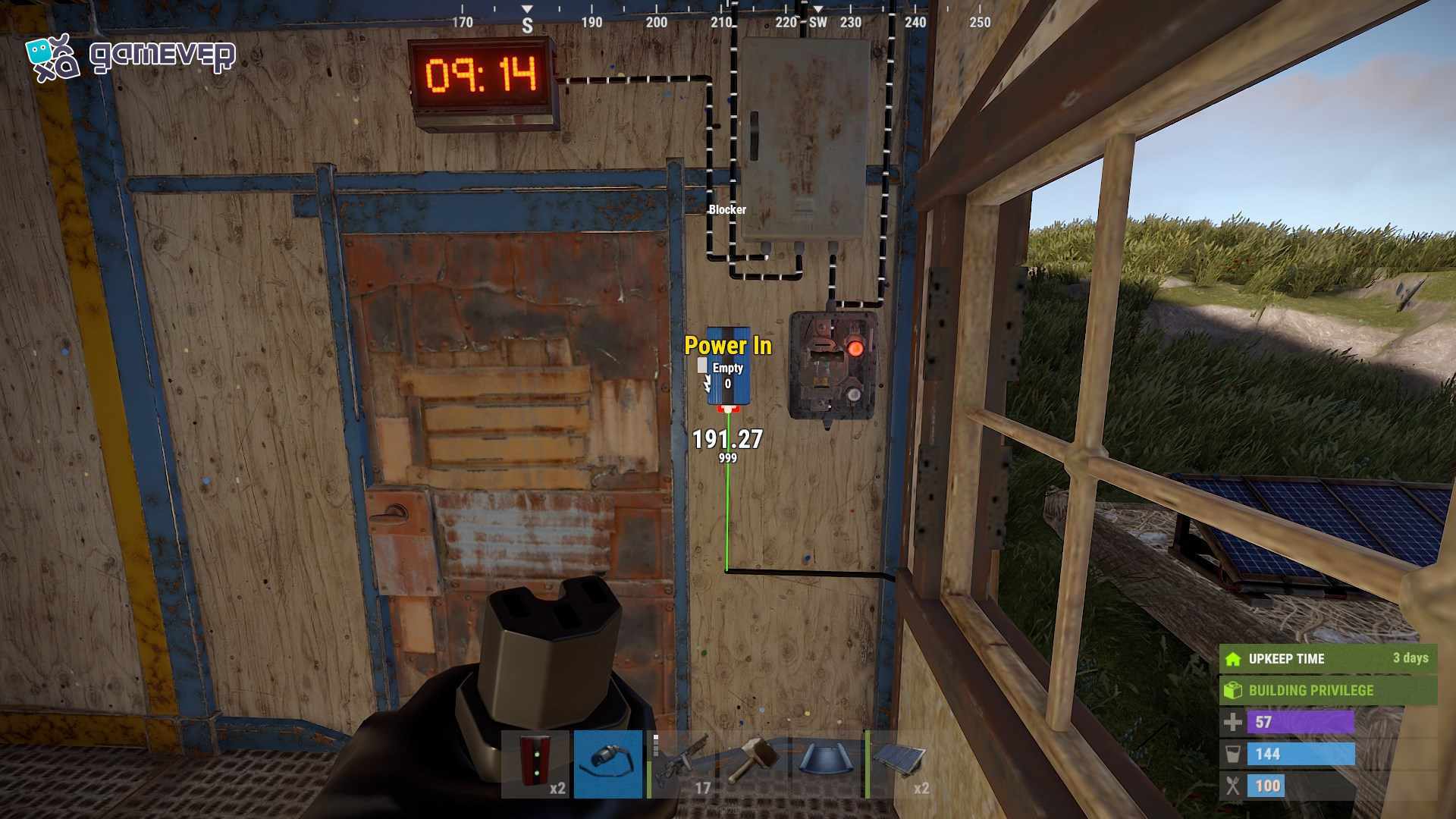 Conecta la Salida de Energía del Bloqueador a dispositivos como luces en Rust