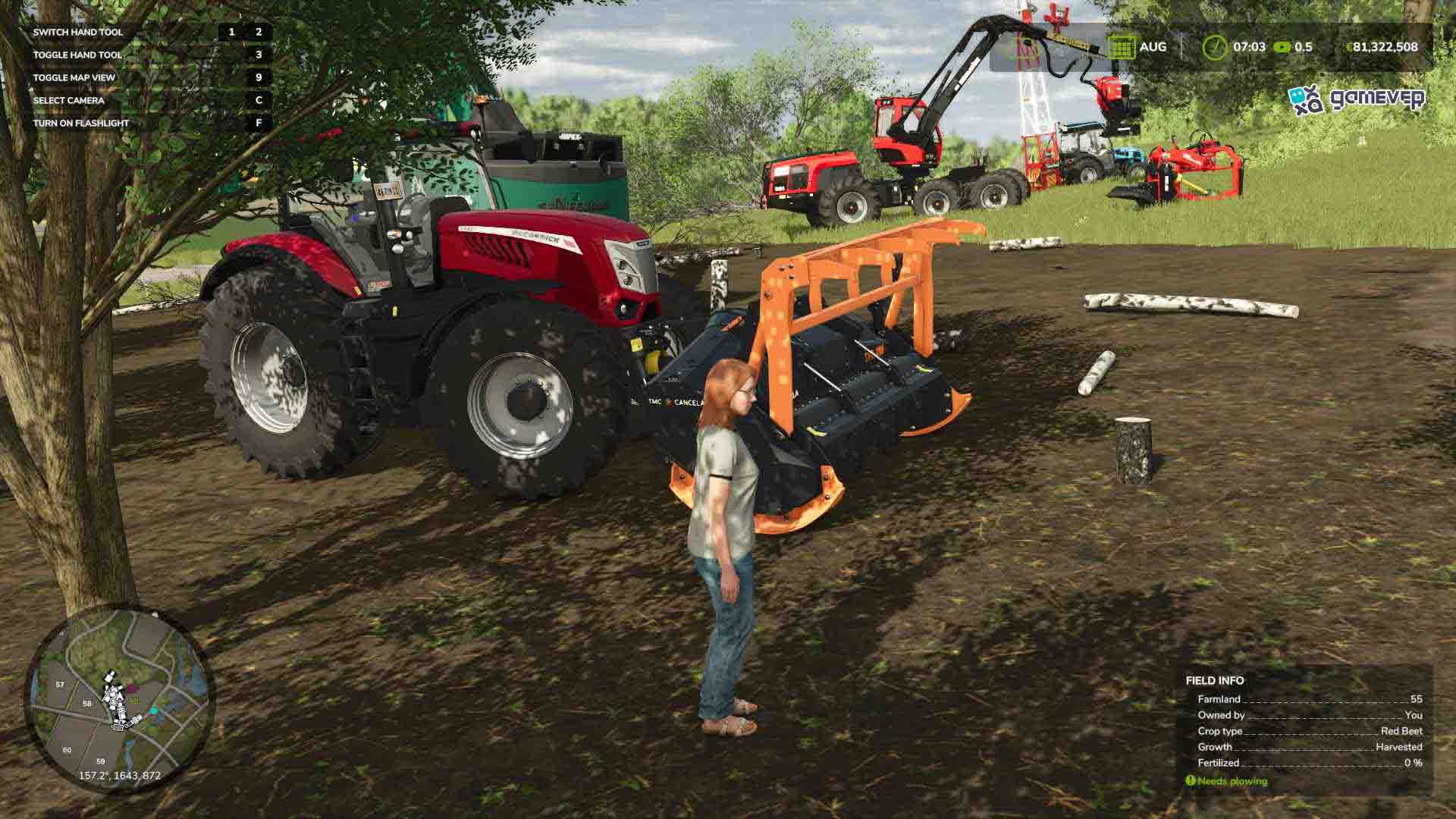 Tritura el tocón en el suelo en Farming Simulator 25.
