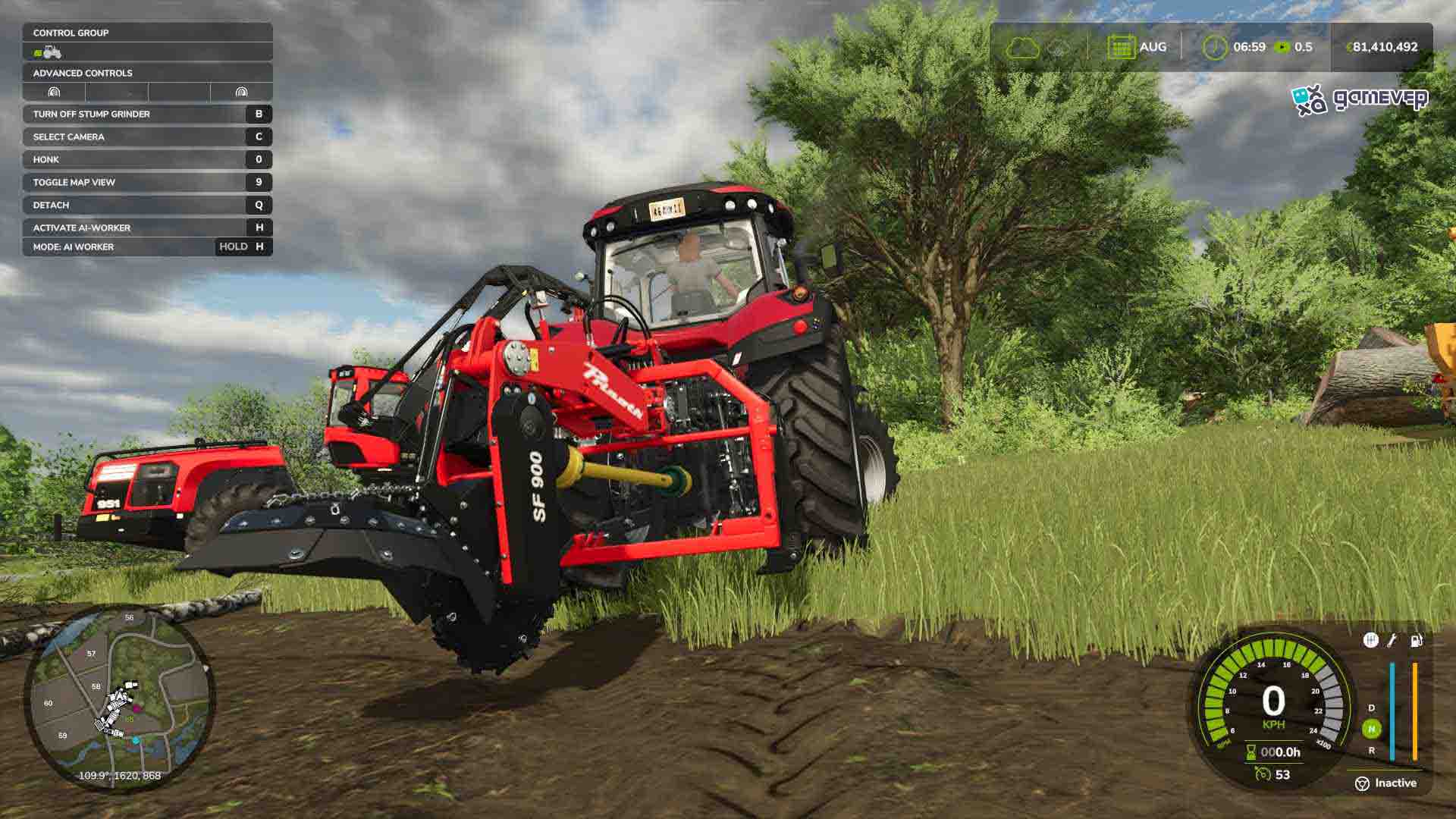 Activa tu trituradora forestal para eliminar los restos en Farming Simulator 25.