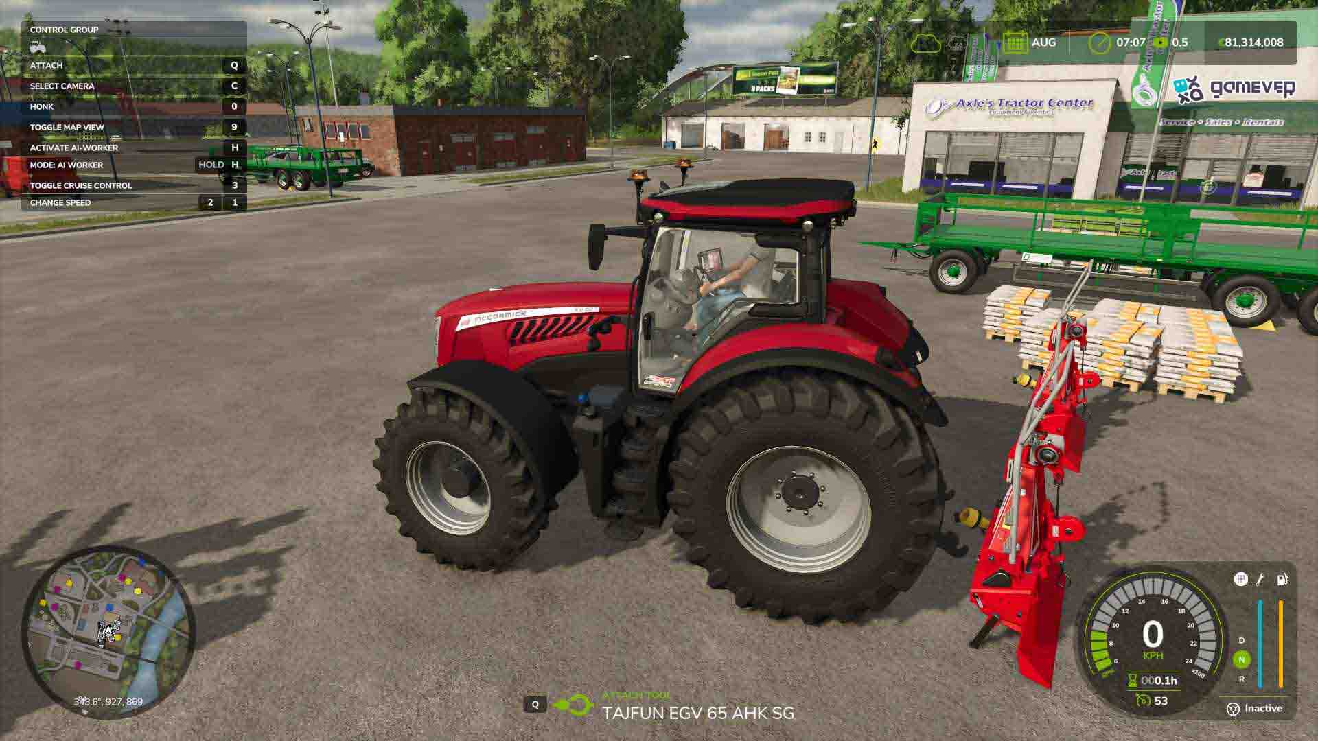 Acopla tu cabrestante al tractor en Farming Simulator 25.