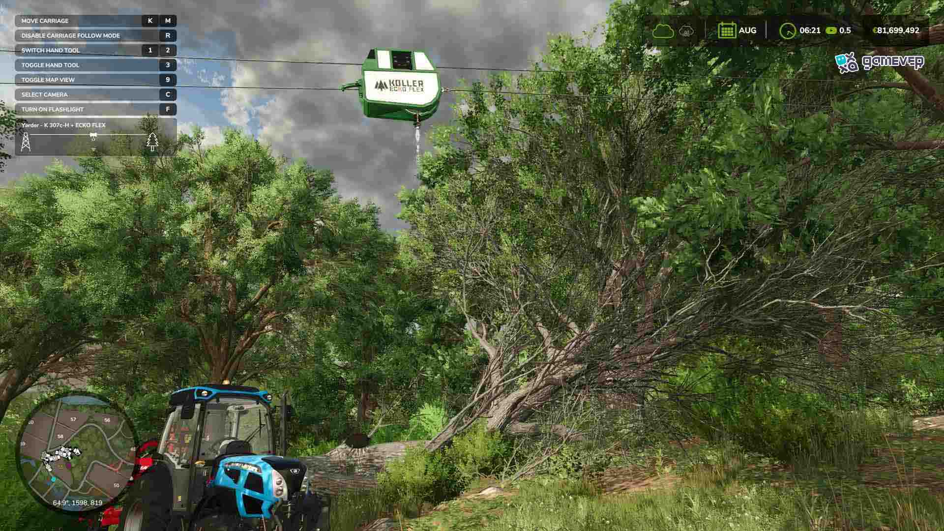 Posiciona el carro para transportar troncos en Farming Simulator 25.