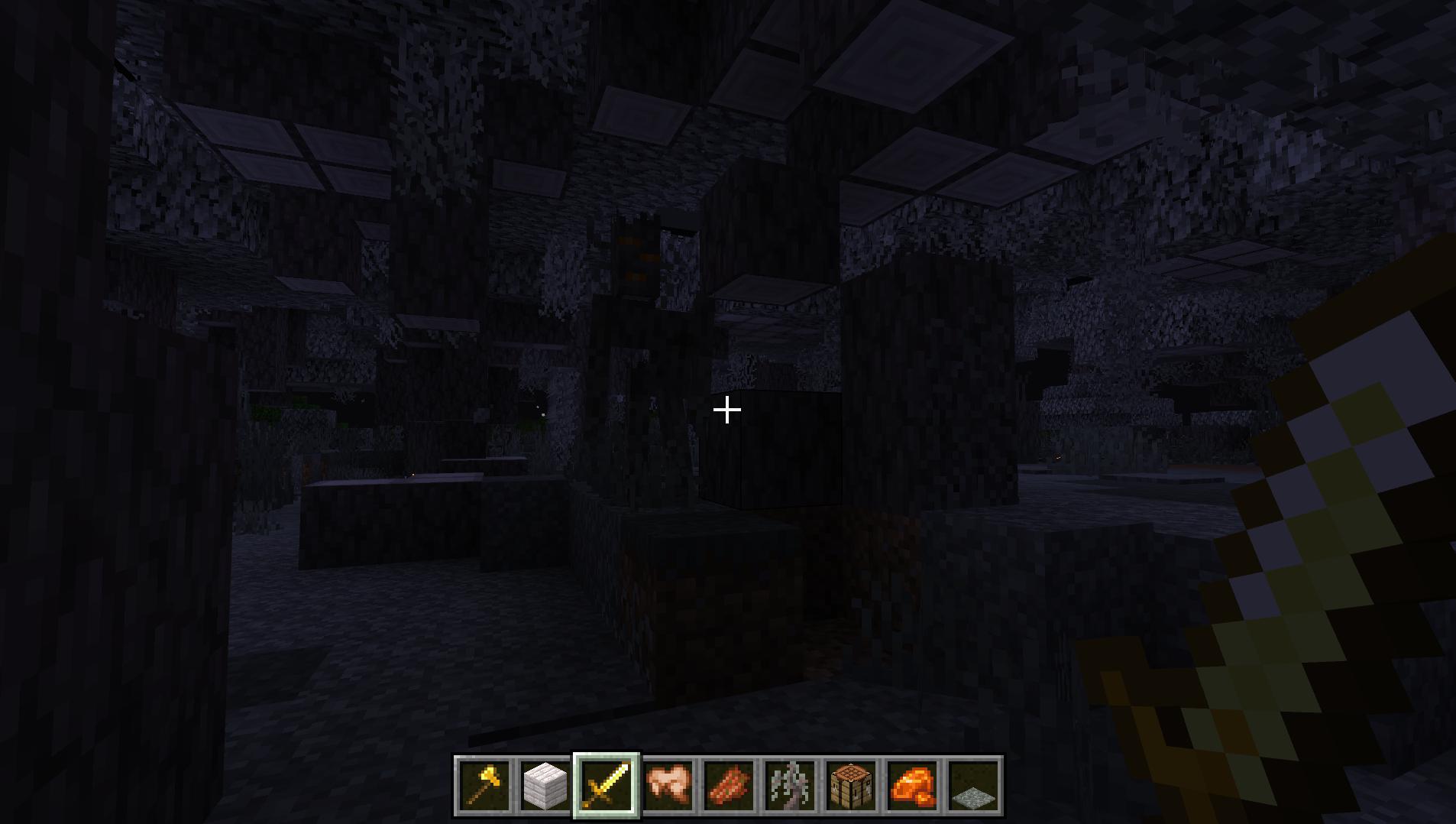 Beobachte die drei leuchtenden Augen des Creaking Mobs, während er sich in seiner Umgebung im Minecraft Garden Awakens-Update tarnt.