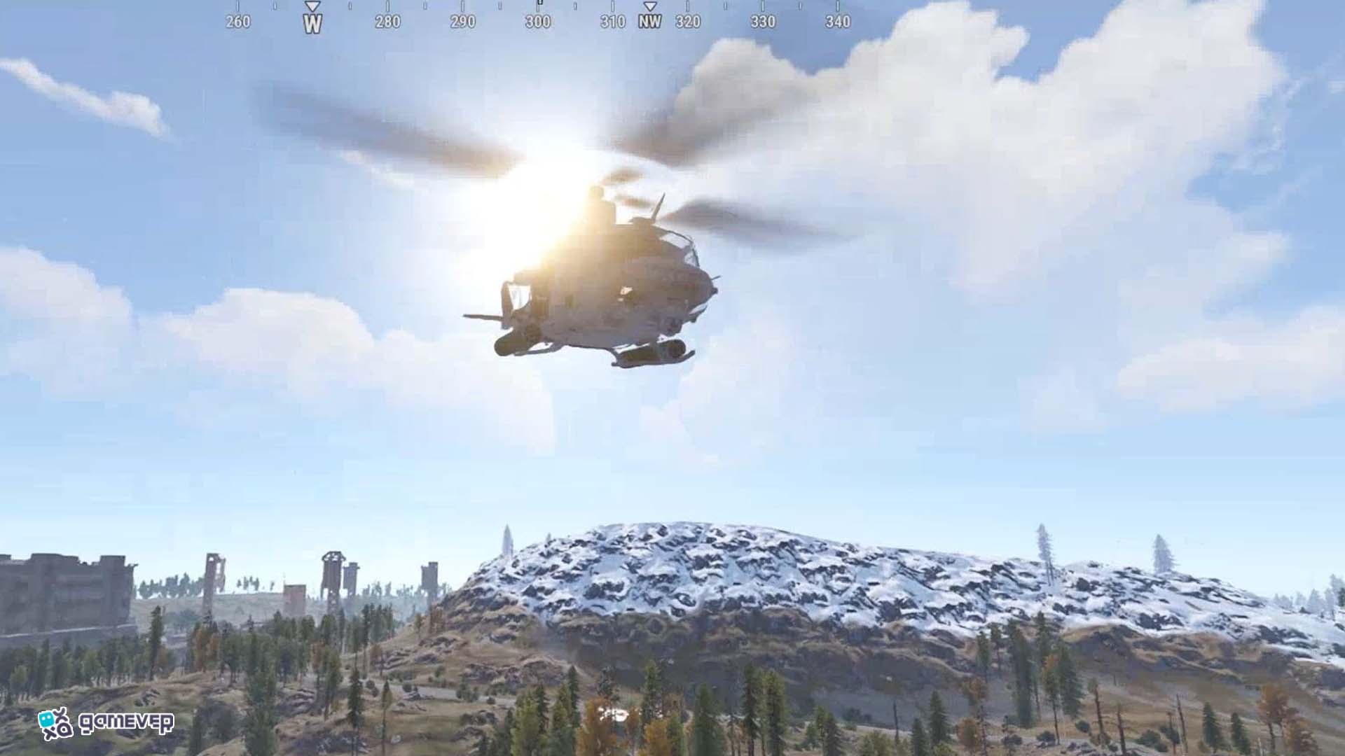 Equípate con armas explosivas para derribar helicópteros
