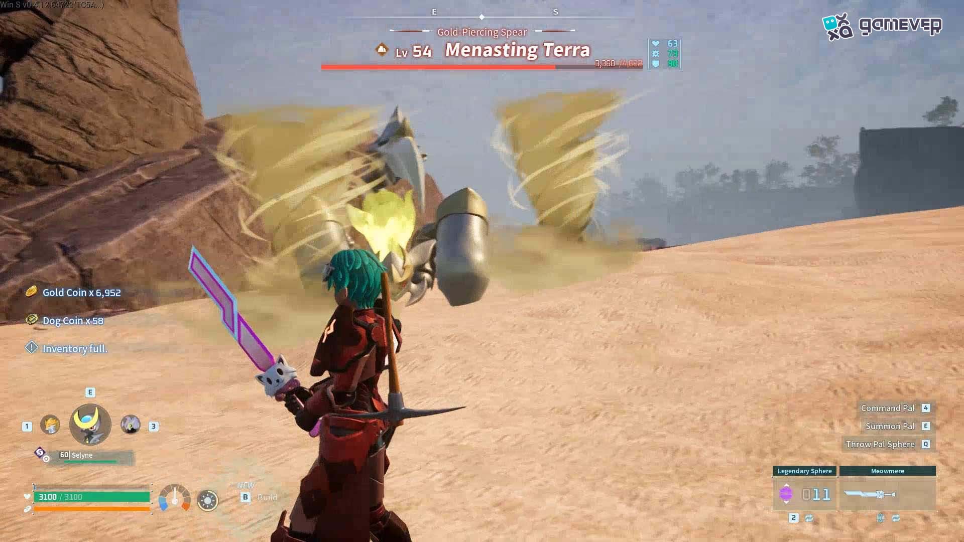 Esquiva los Sand Tornados rodando hacia los lados o maniobrando cuidadosamente entre ellos.