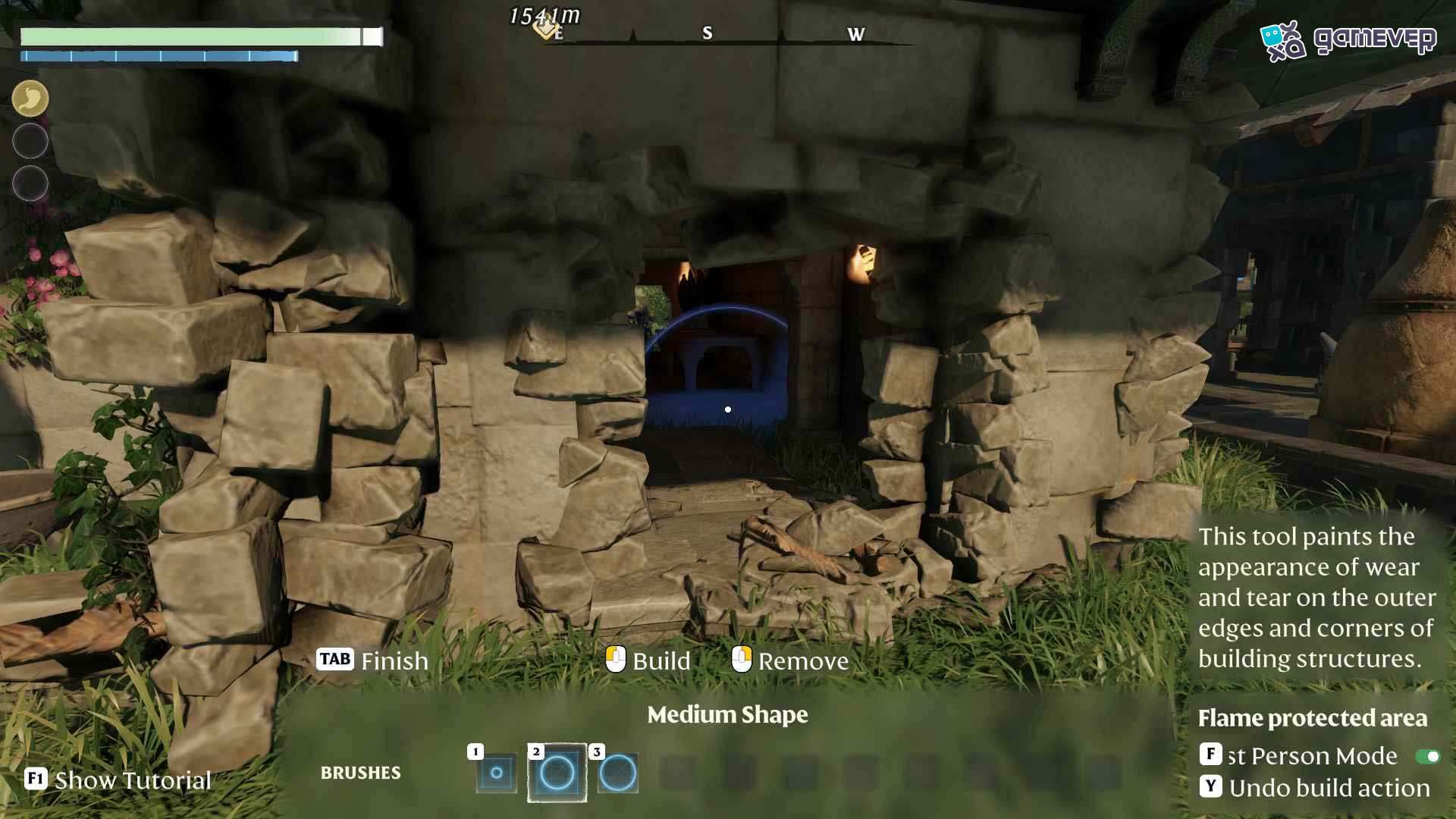 Añade efectos visuales de bloques en ruinas para darle a tu base un aspecto envejecido