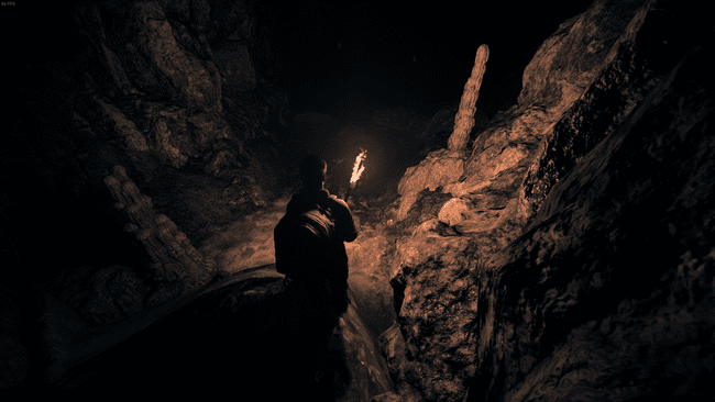 Poruszaj się po krętych tunelach.