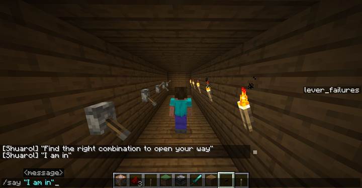 Platziere einen Knopf an einer geheimnisvollen Wand, um dein sprechendes Rätsel in Minecraft auszulösen.