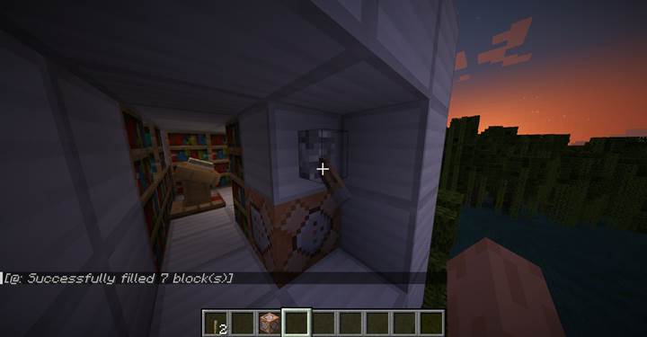 Stwórz most za pomocą wypełnienia i dźwigni w grze Minecraft.