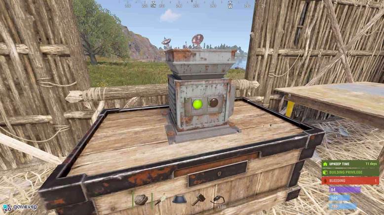 Conecta la tolva a la alimentación para la recolección automática de ítems en Rust: la Actualización de Fabricación.