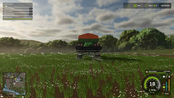 Spryskaj lub odchwaszczaj pole w razie potrzeby w Farming Simulator 25